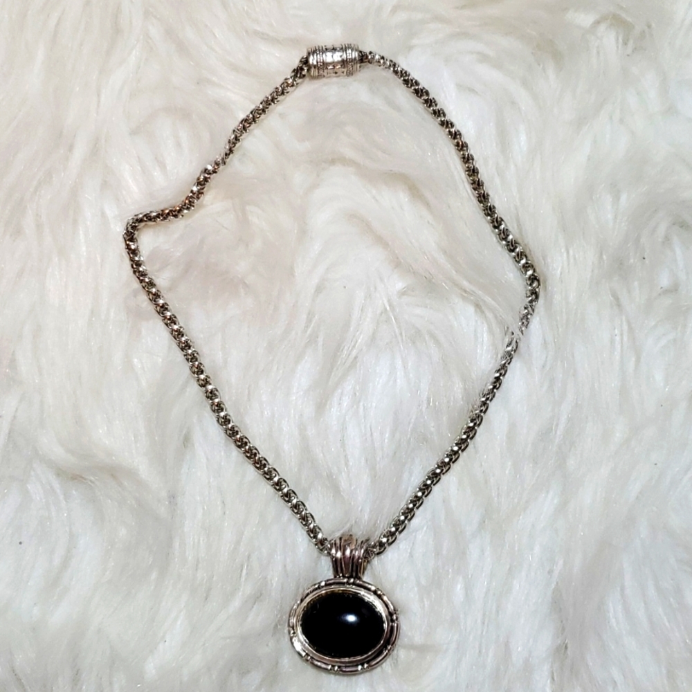 Boutique silver and black necklace